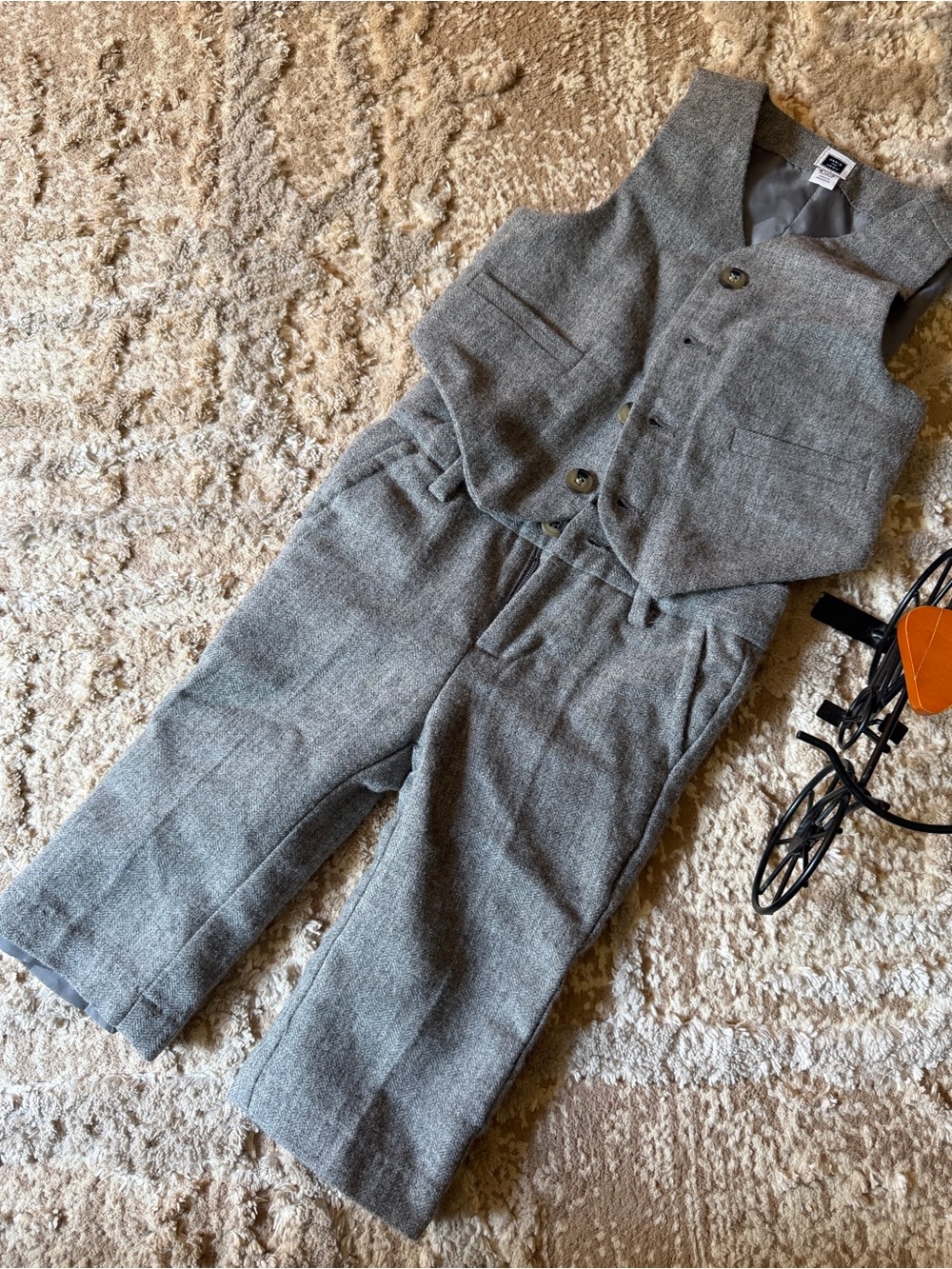 Janie and Jack Grey Herringbone Vest and Pants Suit Set Size 6-12M